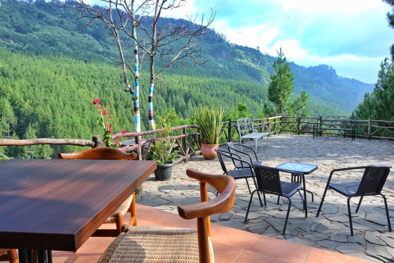 The Lodge Maribaya Cikareumbi Exterior foto