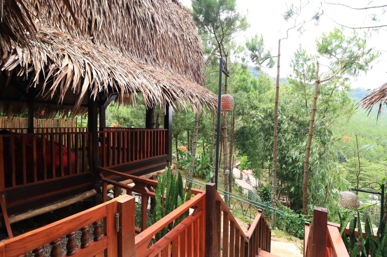 The Lodge Maribaya Cikareumbi Exterior foto