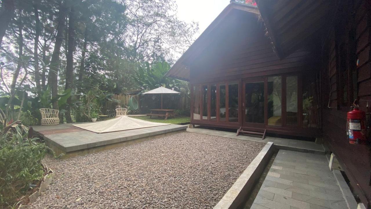 The Lodge Maribaya Cikareumbi Exterior foto